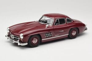 Mercedes 300 SL W198 Gullwing Тъмночервен Minichamps 1:18 110037218 Метал
