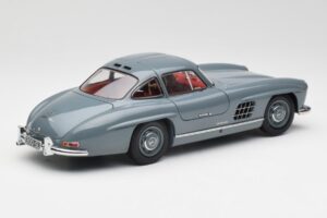 Mercedes 300 SL W198 Graphite Сив Minichamps 1:18 180039005 Метал — снимка 3 от 8