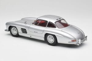 Mercedes 300 SL W198 Gullwing Сребристо Minichamps 1:18 180039000 Метал — снимка 7 от 8