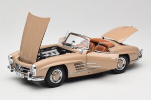 Mercedes 300 SL W198 Roadster Светлокафяв Minichamps 1:18 180039032 Метал — снимка 2 от 8