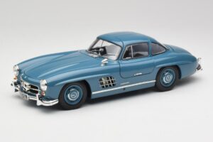 Mercedes 300 SL W198 Светлосин Minichamps 1:18 180039007 Метал