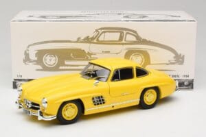 Mercedes 300 SL W198 Светложълт Minichamps 1:18 180039009 Метал — снимка 8 от 8