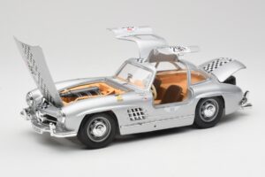 Mercedes 300 SL W198 #295 1954 Bburago 1:18 32813 Метал — снимка 2 от 8