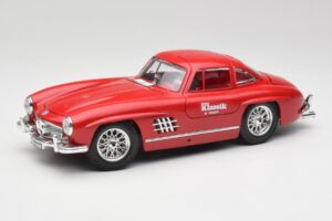 Mercedes 300 SL W198 Red Metallic Bburago 1:18 3013-M1 Метал