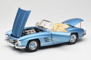 Mercedes 300 SL W198 Roadster Hardtop Light Blue Metallic Minichamps 1:18 180039042 Метал — снимка 2 от 9