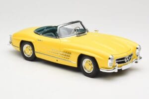 Mercedes 300 SL W198 Roadster Hardtop Signal Yellow Minichamps 1:18 180039044 Метал — снимка 7 от 9