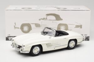 Mercedes 300 SL W198 Roadster Бял С Мек Покрив Minichamps 1:18 180039034 Метал — снимка 9 от 9