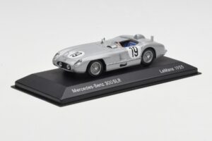 Mercedes 300 SLR #19 J.M. Fangio / S. Moss 24 Hours of Le Mans 1955 Minichamps 1:43 B66040253 Метал — снимка 2 от 4