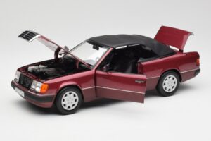 Mercedes 300CE-24 A124 Кабриолет Almandine Червен Металик Norev 1:18 B66040616 Метал — снимка 2 от 8