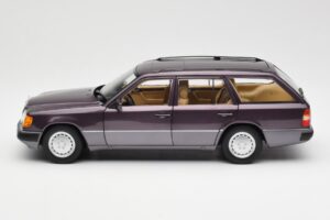 Mercedes 300D S124 T-Model Bornit Дилърско Издание Norev 1:18 B66040701 Метал — снимка 4 от 8