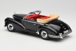 Mercedes 300S W188 Roadster Черен Welly 1:18 801-3271398 Метал — снимка 7 от 8