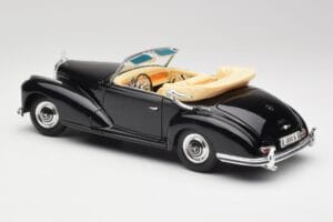 Mercedes 300SC W188 Obsidian Черен Maisto 1:18 806B Метал — снимка 7 от 8