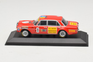Mercedes 300 SEL 6.8 AMG #35 H. Heyer / C. Schickentanz 24 Hours of Spa 1971 Minichamps 1:43 MB007 Метал