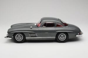 Mercedes 300SL W198 Gullwing Graphite Grey Norev 1:12 123852 Метал — снимка 3 от 6