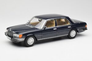 Mercedes 450 SEL 6.9 W116 Тъмносин Revell 1:18 8956 Метал
