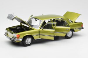 Mercedes 450 SEL W116 Citrus Зелен Дилърско Издание Norev 1:18 B66040683 Метал — снимка 2 от 8