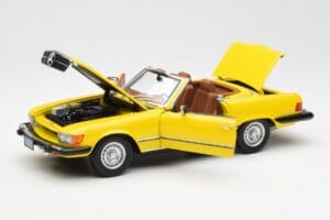 Mercedes 450SL R107 Жълт US Version Norev 1:18 183727 Метал — снимка 2 от 9