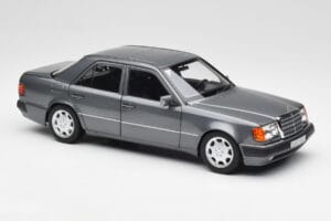 Mercedes 500 E W124 Pearl Сив Norev 1:18 183946 Метал — снимка 6 от 8
