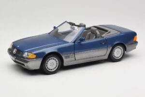 Mercedes SL 500 R129 Nautic Blue Metallic Revell 1:18 8081 Метал