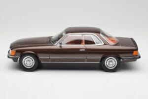 Mercedes 500 SLC C107 Beige Metallic KK-Scale 1:18 KKDC180851 Метал — снимка 3 от 6