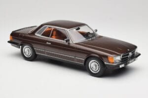 Mercedes 500 SLC C107 Beige Metallic KK-Scale 1:18 KKDC180851 Метал — снимка 4 от 6