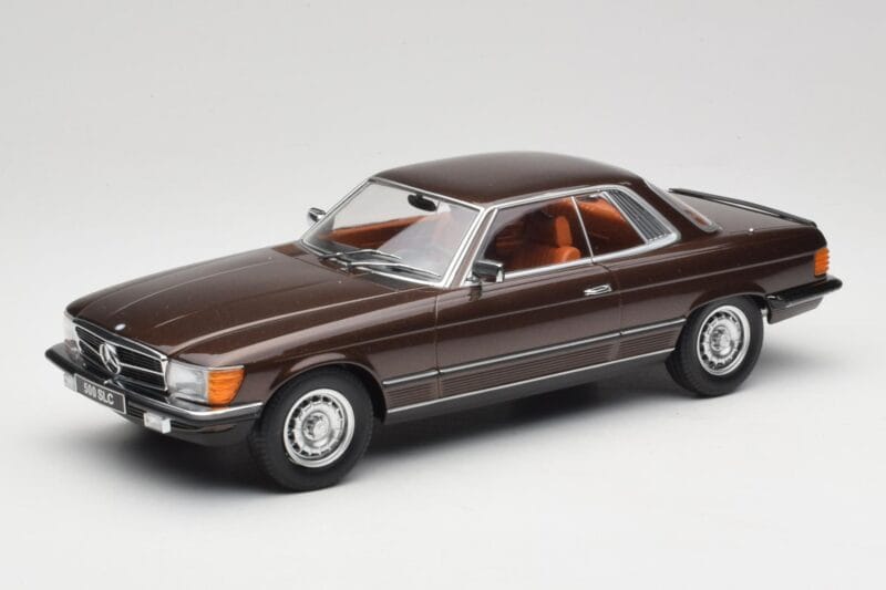 Mercedes 500 SLC C107 Beige Metallic KK-Scale 1:18 KKDC180851 Метал