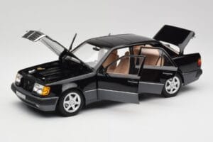 Mercedes 500E W124 Черен Лимитирана Серия Norev 1:18 183949 Метал — снимка 2 от 12