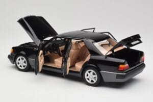 Mercedes 500E W124 Черен Лимитирана Серия Norev 1:18 183949 Метал — снимка 5 от 12