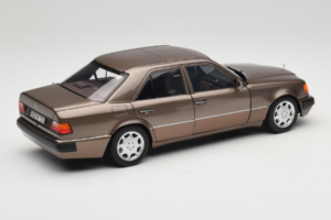 Mercedes 500E W124 Impala Metallic Norev 1:18 183954 Метал — снимка 3 от 8