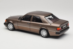 Mercedes 500E W124 Impala Metallic Norev 1:18 183954 Метал — снимка 7 от 8