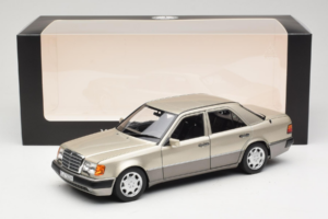 Mercedes 500E W124 Smoke Silver Дилърска Серия Norev 1:18 B66040724 Метал — снимка 8 от 8