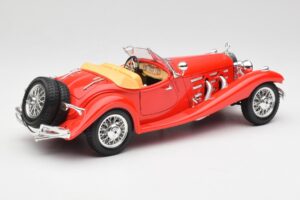 Mercedes 500K Roadster Червен Bburago 1:18 3020 Метал — снимка 3 от 8