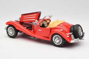 Mercedes 500K Roadster Червен Bburago 1:18 3020 Метал — снимка 5 от 8