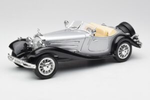 Mercedes 500K Roadster Сребрист Bburago 1:18 3020-M1 Метал