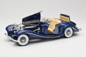 Mercedes 500K Special Roadster Синьо Maisto 1:18 56059 Метал — снимка 2 от 8