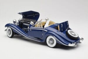 Mercedes 500K Special Roadster Синьо Maisto 1:18 56059 Метал — снимка 5 от 8