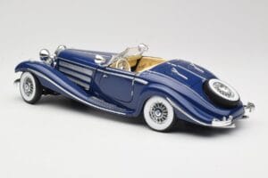 Mercedes 500K Special Roadster Синьо Maisto 1:18 56059 Метал — снимка 7 от 8