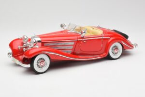 Mercedes 500K Special Roadster Червен Maisto 1:18 56058 Метал