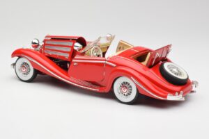 Mercedes 500K Special Roadster Червен Maisto 1:18 56058 Метал — снимка 5 от 8