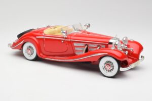 Mercedes 500K Special Roadster Червен Maisto 1:18 56058 Метал — снимка 6 от 8