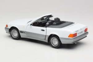 Mercedes 500 SL R129 Бял Roadtough 1:18 92048 Метал — снимка 7 от 8