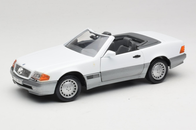 Mercedes 500 SL R129 Бял Roadtough 1:18 92048 Метал