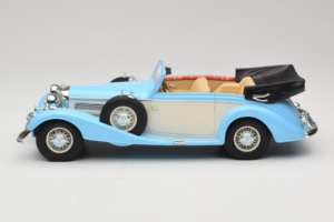 Mercedes 540K Кабриолет Синьо Бял Cult Models 1:18 CML184-2 Метал — снимка 3 от 6