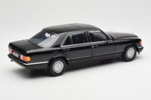 Mercedes 560 SEL W126 Черен Дилърско Издание Norev 1:18 B66040599 Метал — снимка 3 от 8