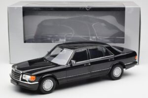 Mercedes 560 SEL W126 Черен Дилърско Издание Norev 1:18 B66040599 Метал — снимка 8 от 8