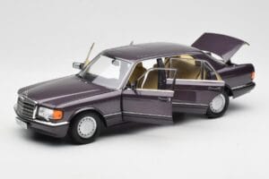 Mercedes 560 SEL W126 Лилав Metallic Norev 1:18 183544 Метал — снимка 2 от 8