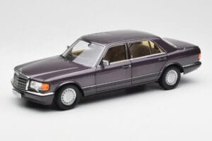 Mercedes 560 SEL W126 Лилав Metallic Norev 1:18 183544 Метал