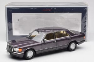 Mercedes 560 SEL W126 Лилав Metallic Norev 1:18 183544 Метал — снимка 8 от 8