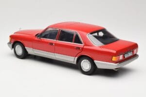 Mercedes 560 SEL W126 Червен Norev 1:18 183463 Метал — снимка 7 от 8
