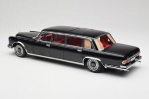 Mercedes 600 Pullman W100 Черен NZG 1:18 1071/50 Метал — снимка 7 от 8